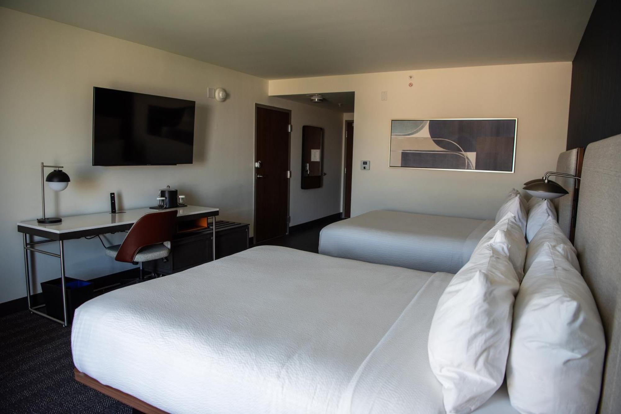 Courtyard By Marriott Lake City Exterior photo