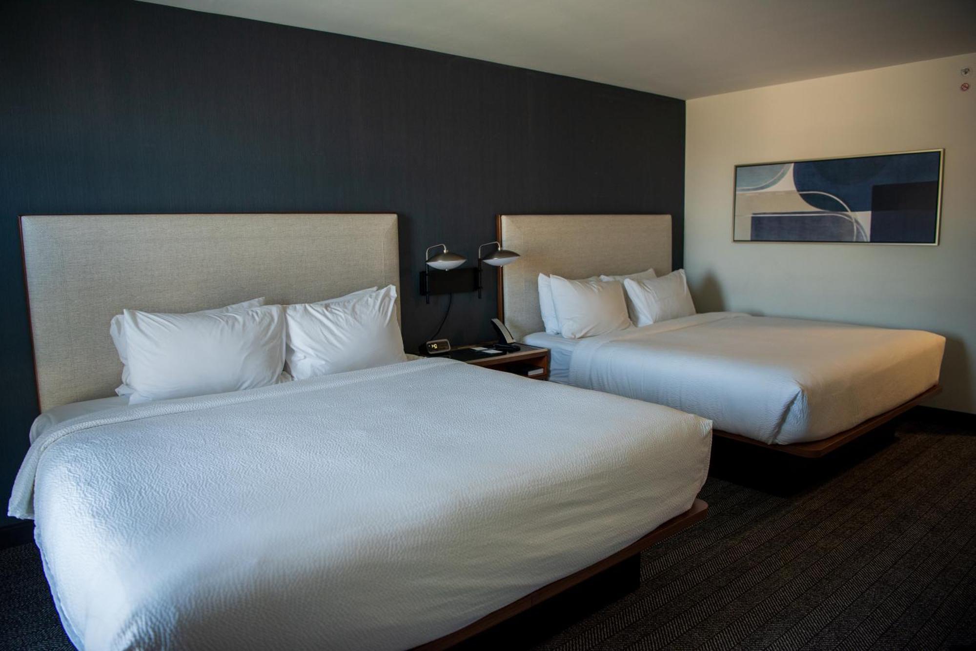 Courtyard By Marriott Lake City Exterior photo